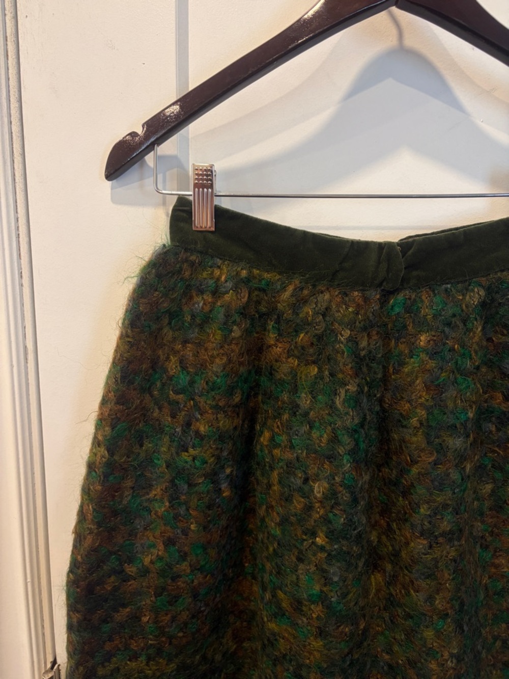 Vintage union made 1960s Green Multi-Tone Wool Blend Skirt - Picture 7 of 15